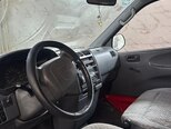 Toyota HiAce-7