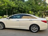 Hyundai Sonata-2