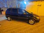 Opel Zafira-6