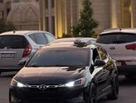 Hyundai Elantra-1