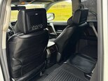 Toyota Land Cruiser Prado-10