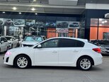 Chevrolet Cruze-12