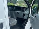 Ford Transit-13