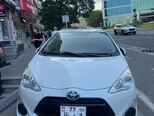 Toyota Aqua-1