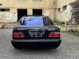 Mercedes E 320 4MATIC-2