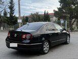 Volkswagen Passat-5