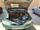Opel Vectra-12