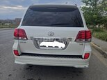 Toyota Land Cruiser-11