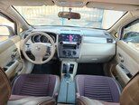 Nissan Tiida-12