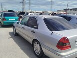 Mercedes C 180-3