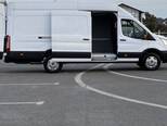 Ford Transit-11