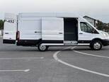 Ford Transit-12