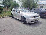 Volkswagen Golf-1