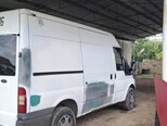 Ford Transit-8