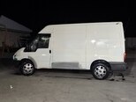 Ford Transit-10