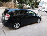 Toyota Prius V-6