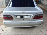 Mercedes E 220-4