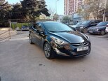 Hyundai Elantra-3