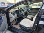 Hyundai Elantra-11
