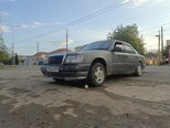 Mercedes 200 D-6