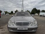 Mercedes E 320-1