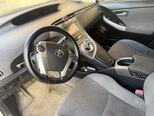 Toyota Prius-9