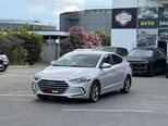 Hyundai Elantra-14