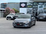 Hyundai Elantra-15