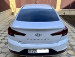 Hyundai Elantra-2