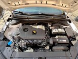 Hyundai Elantra-17