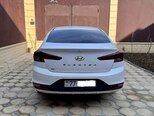 Hyundai Elantra-7