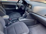 Hyundai Elantra-13