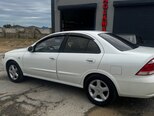 Nissan Sunny-6