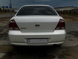 Nissan Sunny-2