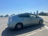 Toyota Prius-5