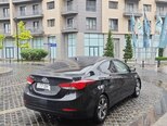 Hyundai Elantra-5