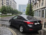 Hyundai Elantra-4