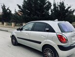 Kia Rio-10