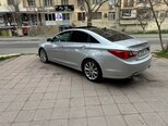 Hyundai Sonata-15