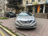 Hyundai Sonata-1