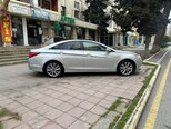 Hyundai Sonata-14