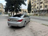 Hyundai Sonata-13
