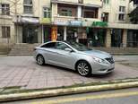 Hyundai Sonata-11