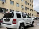Jeep Grand Cherokee-3