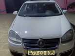 Volkswagen Jetta-1