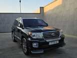 Toyota Land Cruiser-4