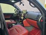 Toyota Land Cruiser-13