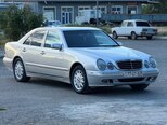 Mercedes E 200-2