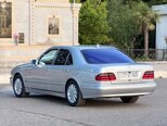 Mercedes E 200-4
