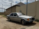 Mercedes 200 E-4